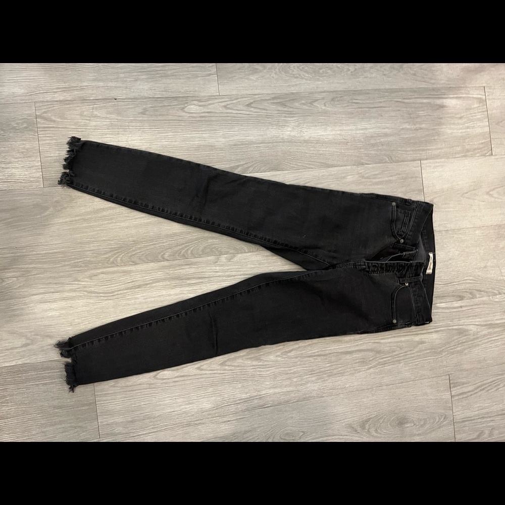 Madewell 9” Button front frayed skinny jeans size 26